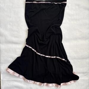 adorable chic black and pink asymmetrical skirt